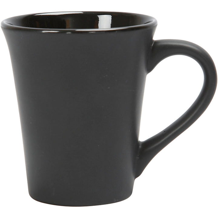 Taza de porcelana negra