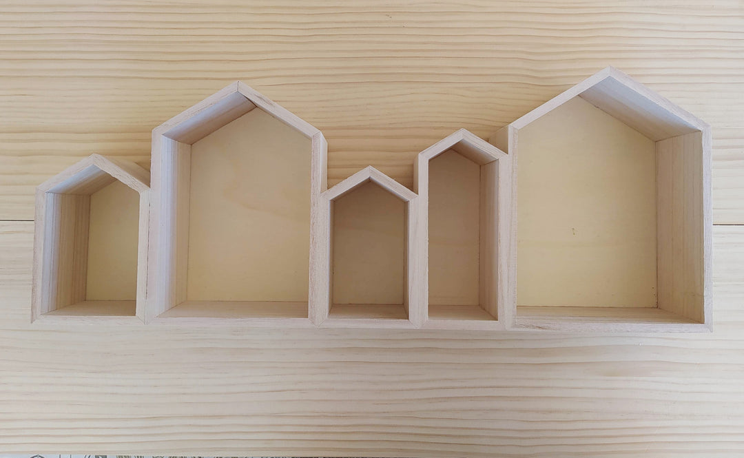 Estantería casa de madera
