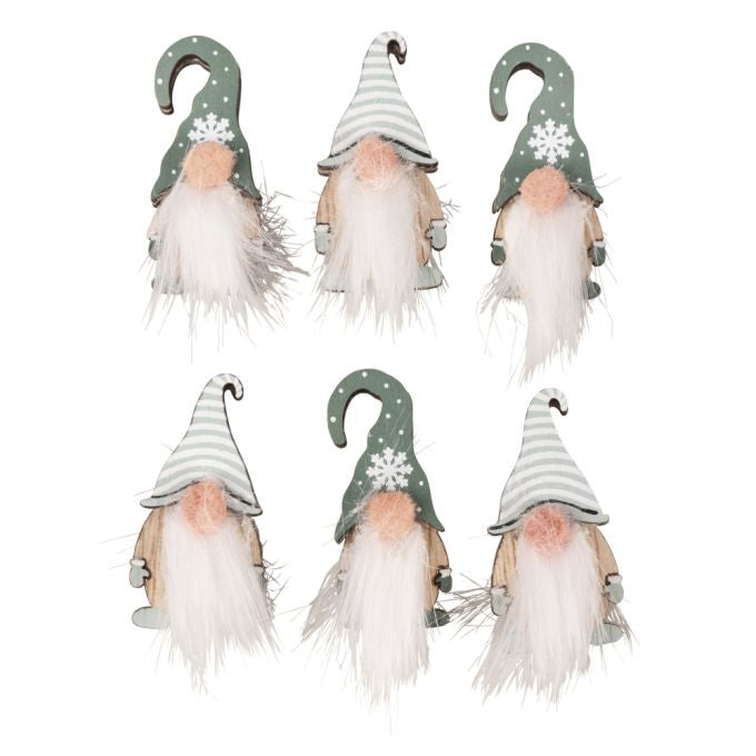 Gnomos de madera decorados